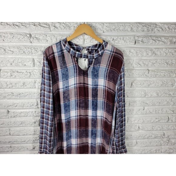 Maurices Womens Top XXL Plus Tunic Long Sleeve Keyhole Neck Rayon PLA32E - Picture 3 of 8